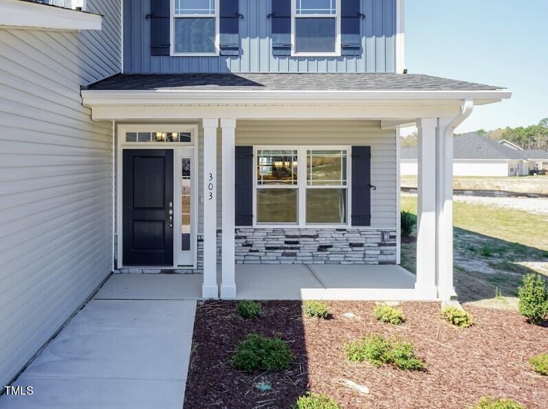 108 Decatur Drive Fuquay-Varina, NC 27526 - Photo 4 of 39 22628Frontporch