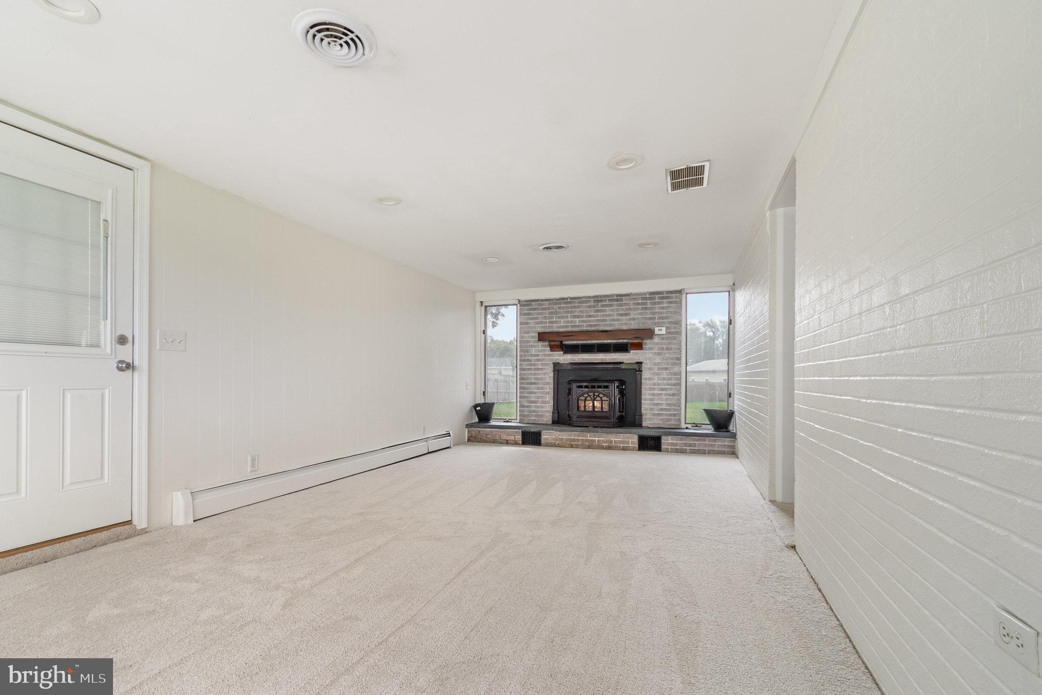 2507 Jerusalem Road Joppa, MD 21085 - Photo 13 of 50 a view of empty room with a fireplace