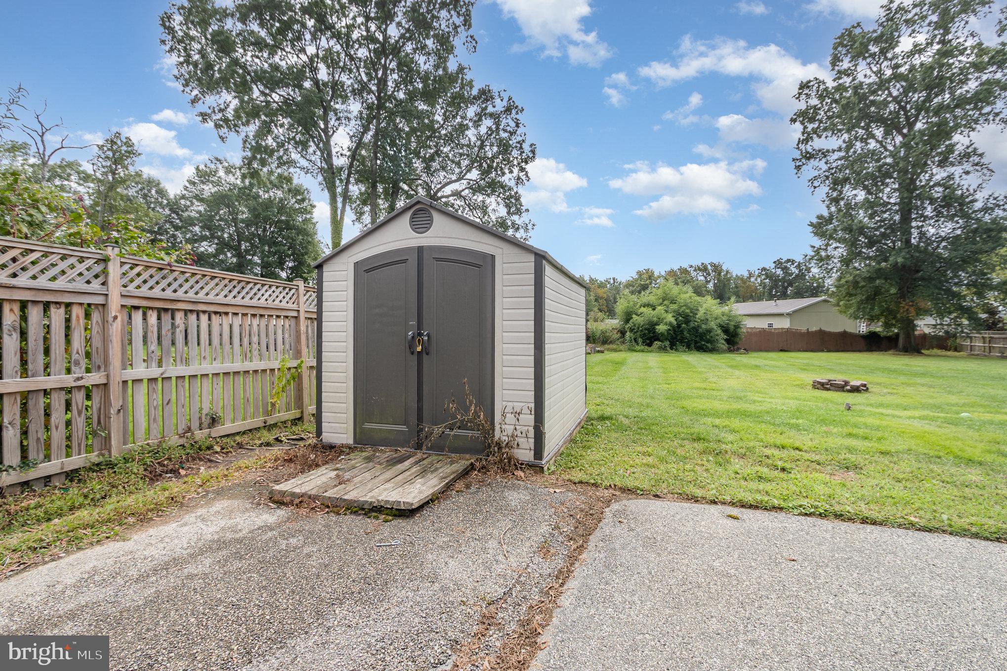 2507 Jerusalem Road Joppa, MD 21085 - Photo 33 of 50 a front view of a house with garden