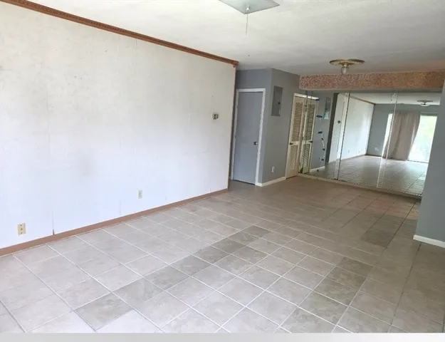 $220,000 | 116 Oak Lane, Unit 12, Brockton, MA 02301