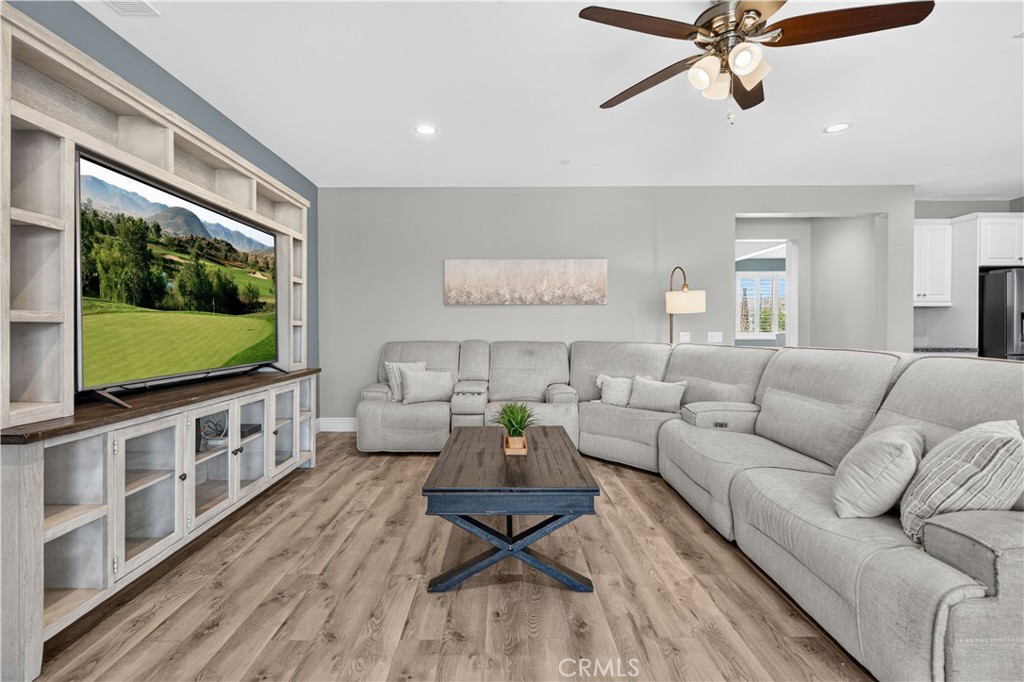 30598 Cricket Road Murrieta, CA 92563 - Photo 11 of 59
