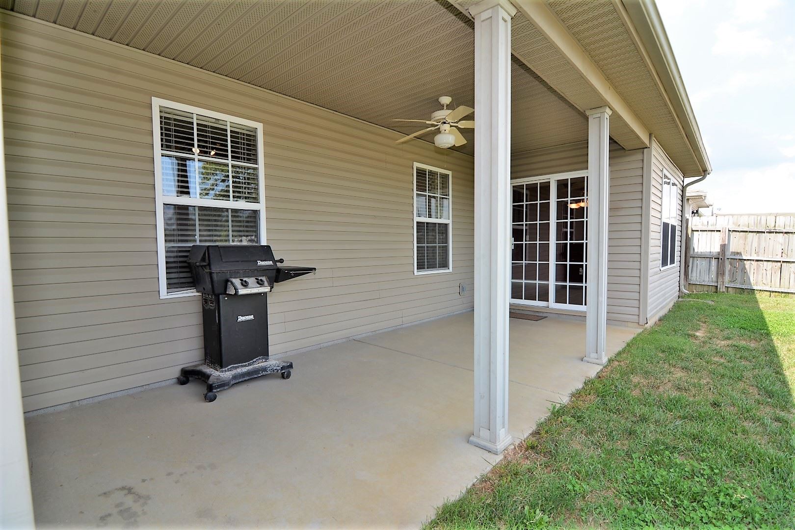 10001 Chatteris Road Evansville, IN 47725 - Photo 24 of 25 Gallery Image 24