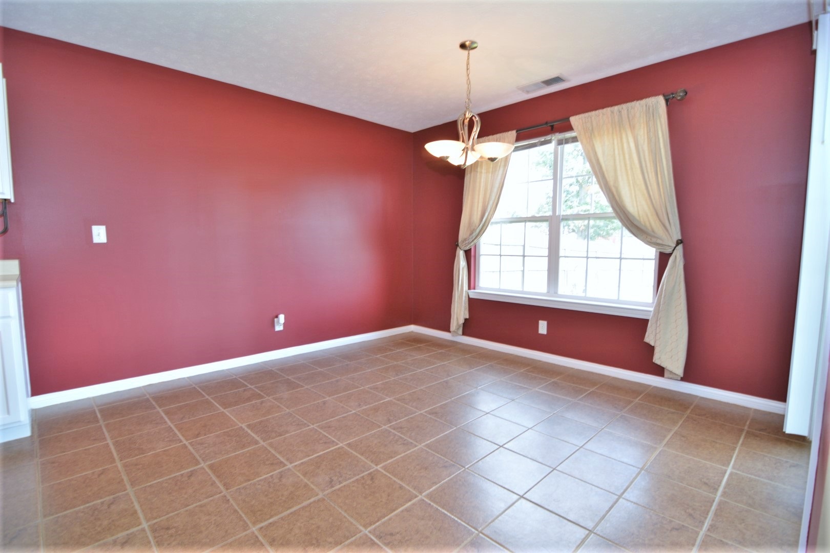 10001 Chatteris Road Evansville, IN 47725 - Photo 6 of 25 Gallery Image 6
