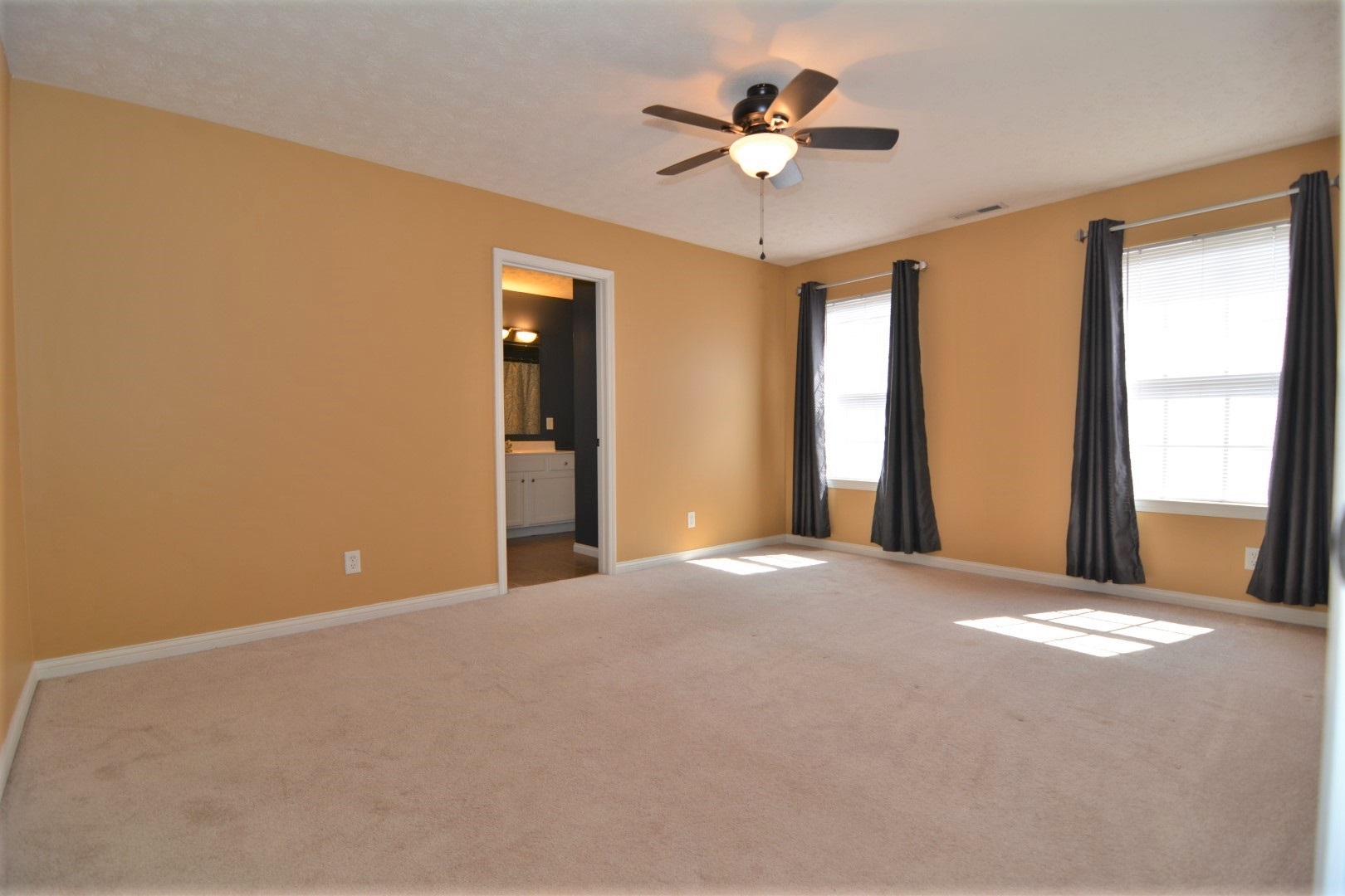 10001 Chatteris Road Evansville, IN 47725 - Photo 10 of 25 Gallery Image 10