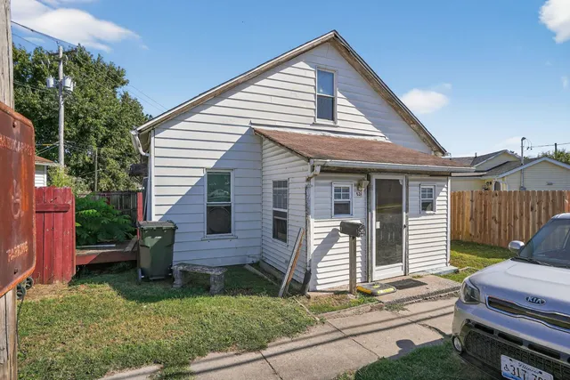 $44,000 | 526 Columbia Road, Dupo, IL 62239