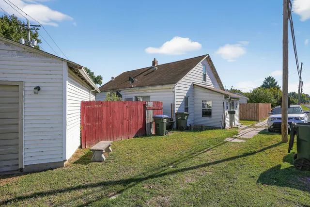 $49,000 | 526 Columbia Road, Dupo, IL 62239