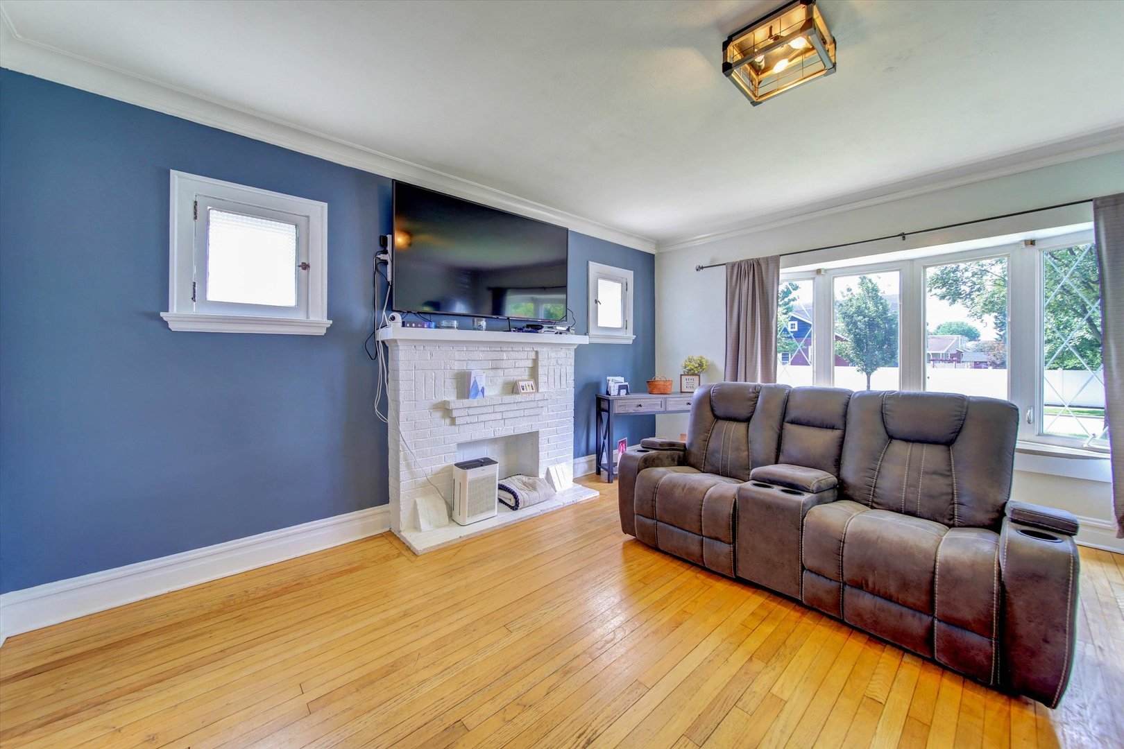 655 Albert Street Elmhurst, IL 60126 - Photo 6 of 28