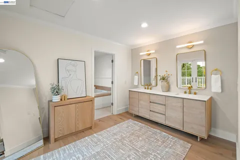 $1,695,000 | 11 Rudgear Drive, Walnut Creek, CA 94596