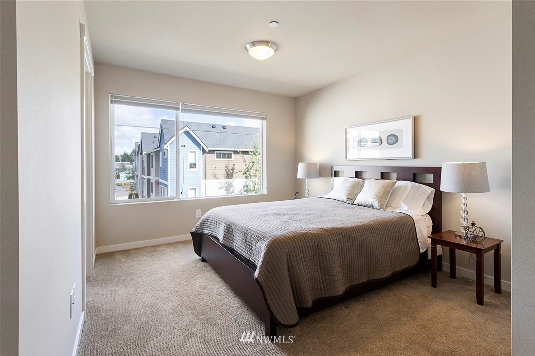 4233 Northeast 3rd Lane Renton, WA 98059 - Photo 14 of 25