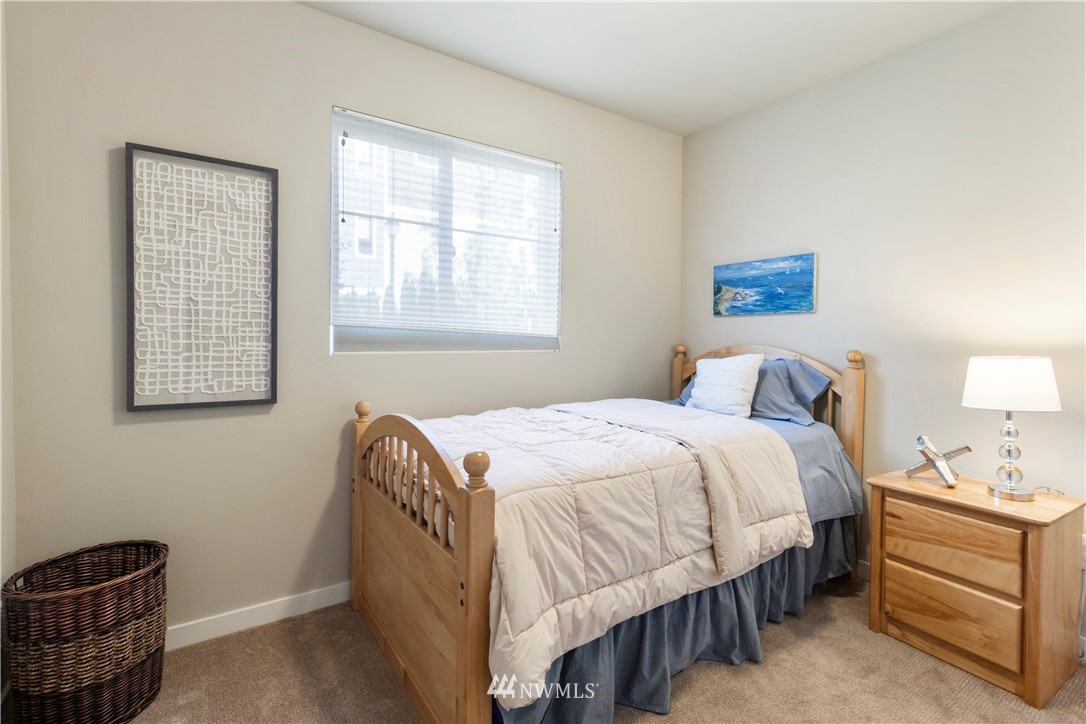 4233 Northeast 3rd Lane Renton, WA 98059 - Photo 22 of 25