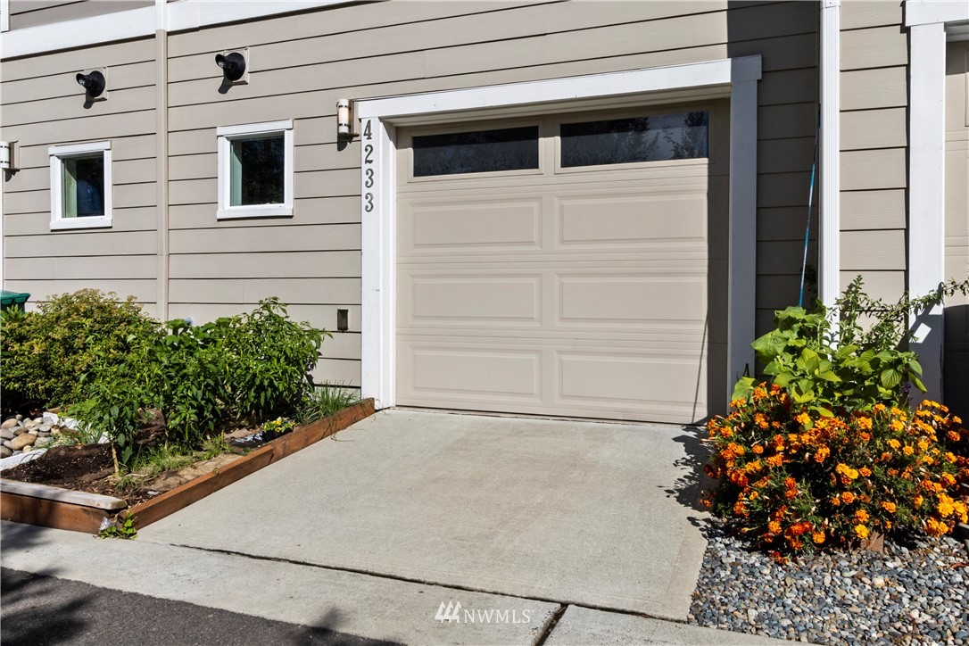 4233 Northeast 3rd Lane Renton, WA 98059 - Photo 24 of 25