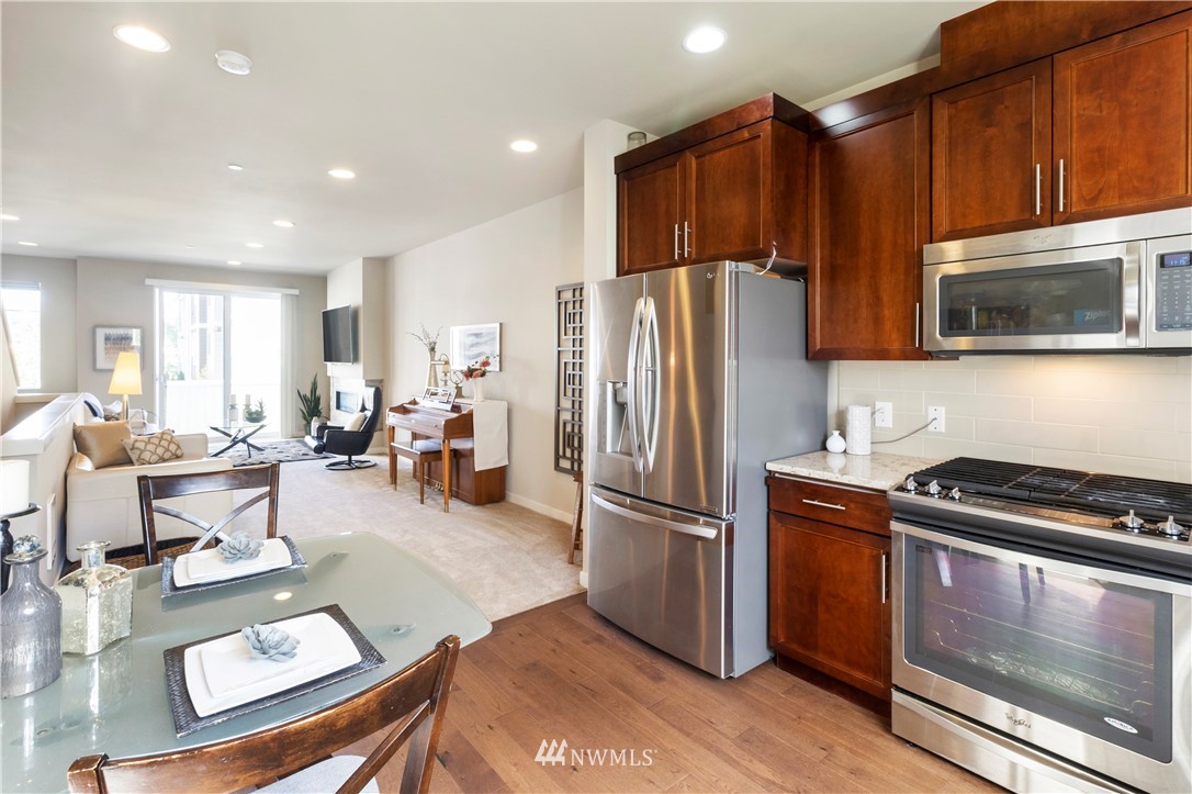 4233 Northeast 3rd Lane Renton, WA 98059 - Photo 8 of 25