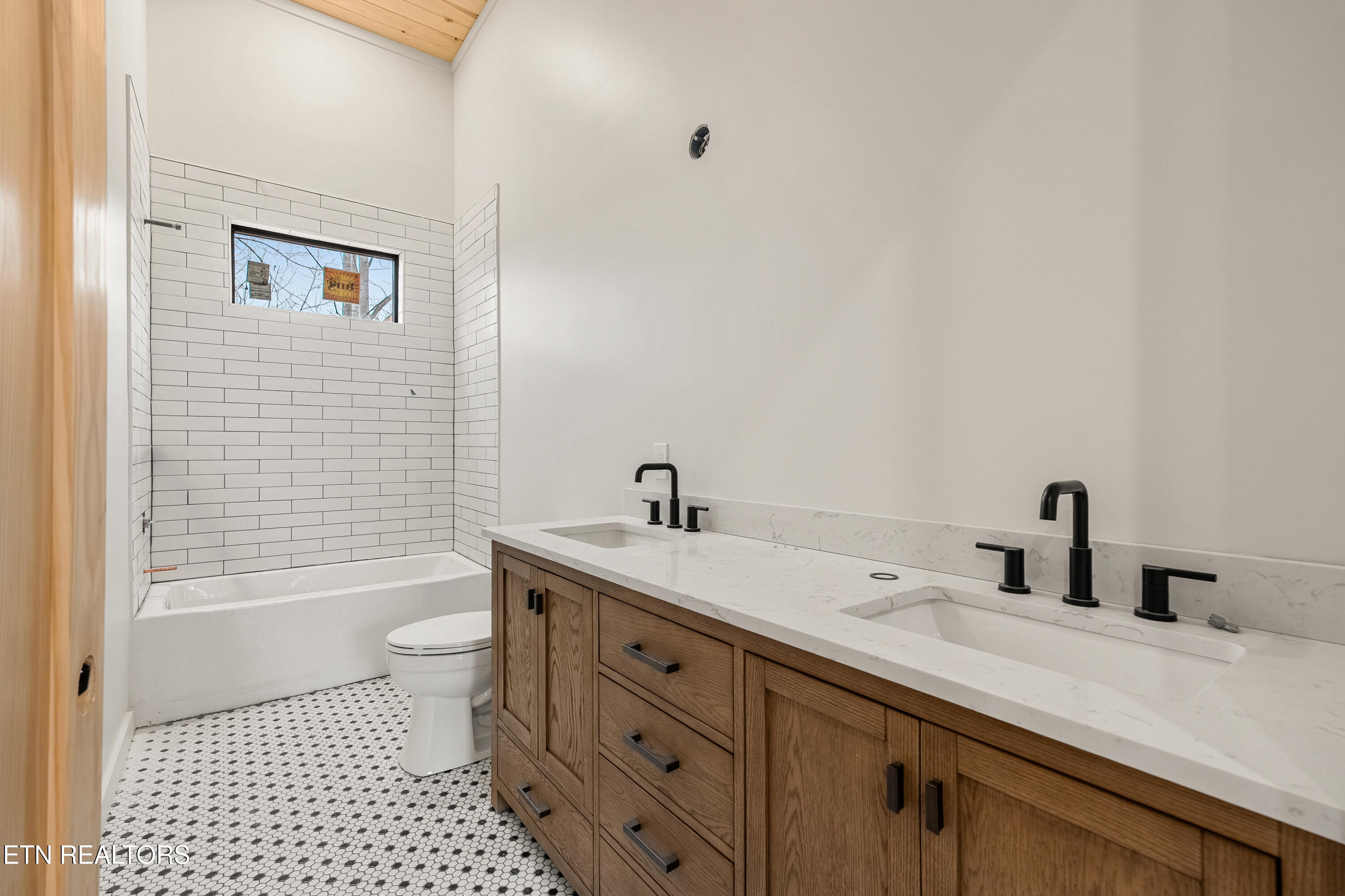 1863 Bluff Ridge Road Sevierville, TN 37876 - Photo 29 of 42 DSC07550-HDR