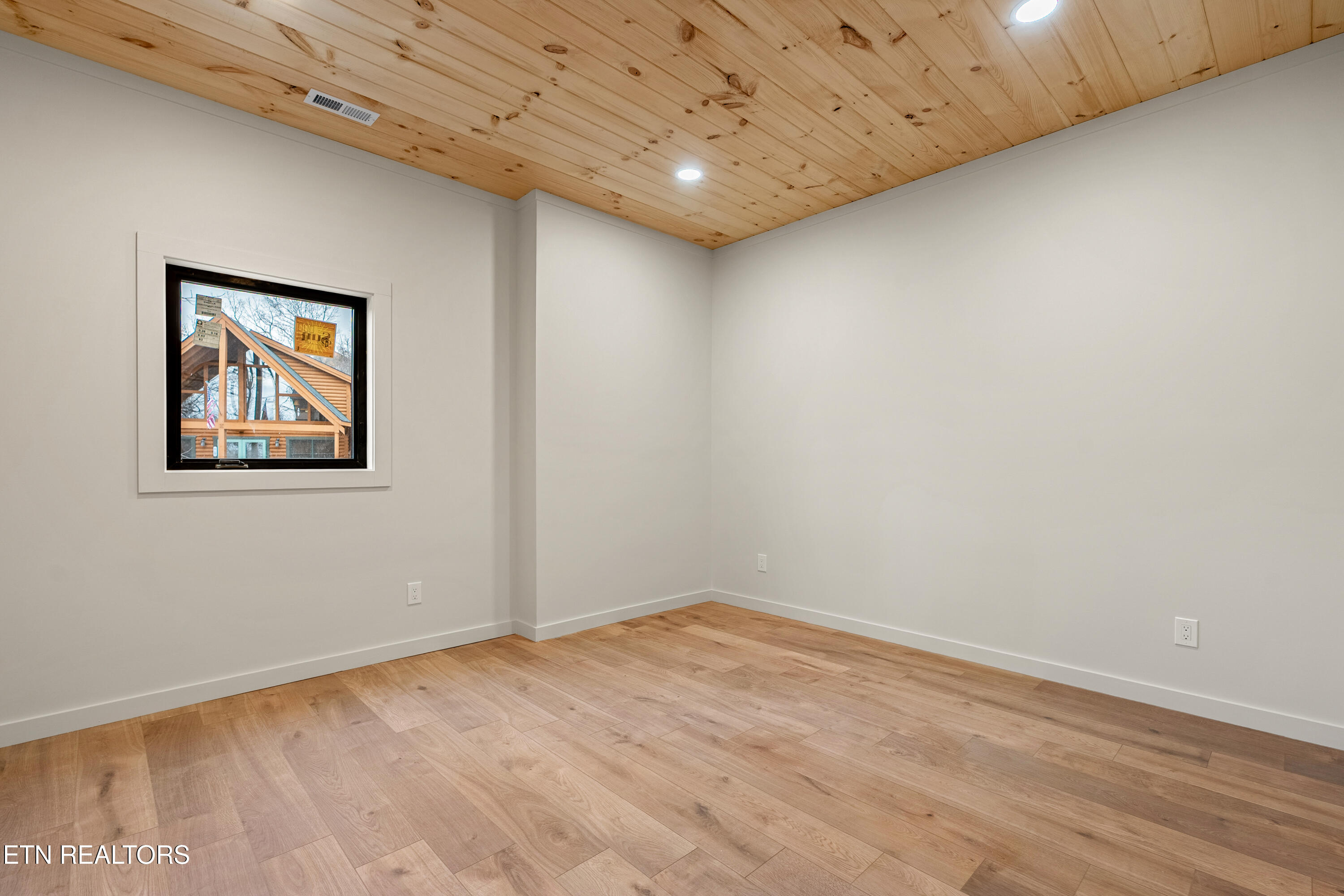 1863 Bluff Ridge Road Sevierville, TN 37876 - Photo 31 of 42 DSC07540-HDR