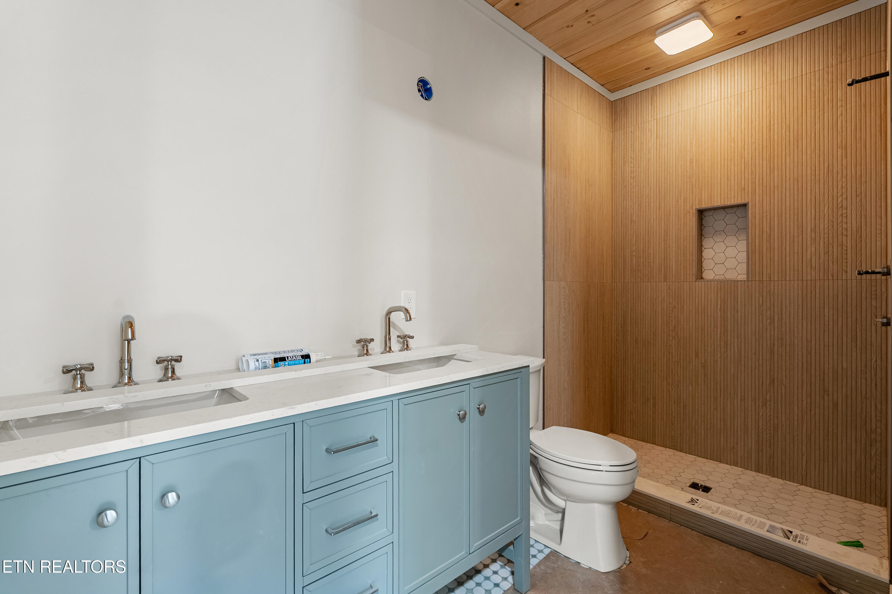 1863 Bluff Ridge Road Sevierville, TN 37876 - Photo 9 of 42 DSC07470-HDR