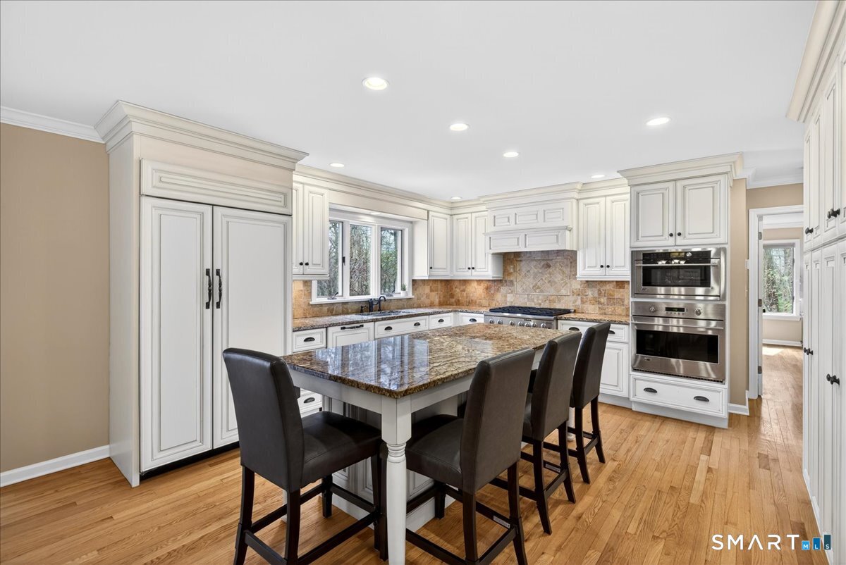 50 Overbrook Road Madison, CT 06443 - Photo 7 of 39 Gorgeous Chef's Kitchen