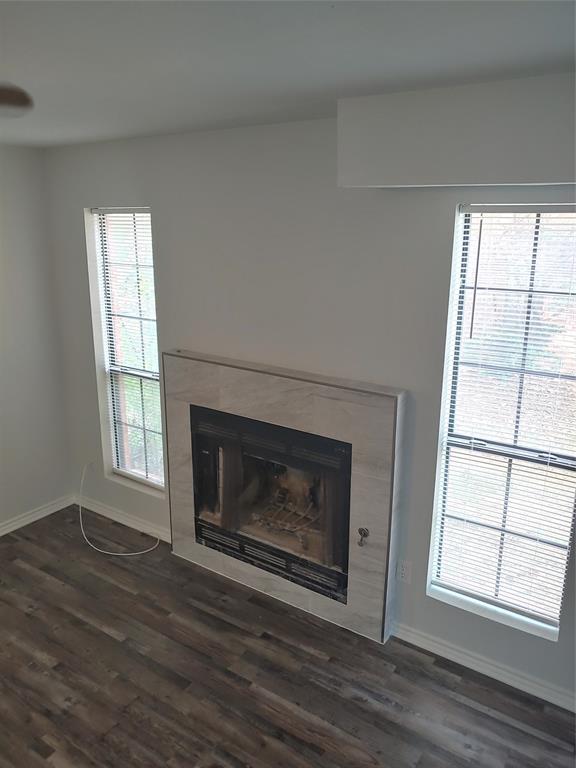 215 Lake Park Road Lewisville, TX 75057 - Photo 4 of 16