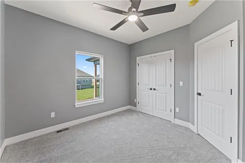 $393,900 | 814 West Shawhan Parkway, Lone Jack, MO 64086