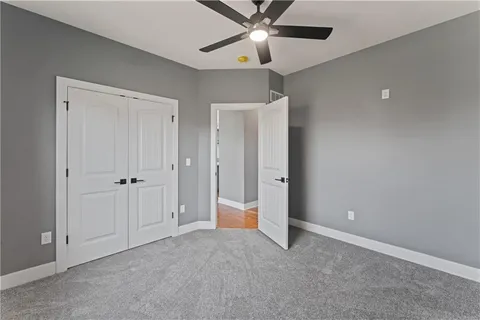 $393,900 | 814 West Shawhan Parkway, Lone Jack, MO 64086