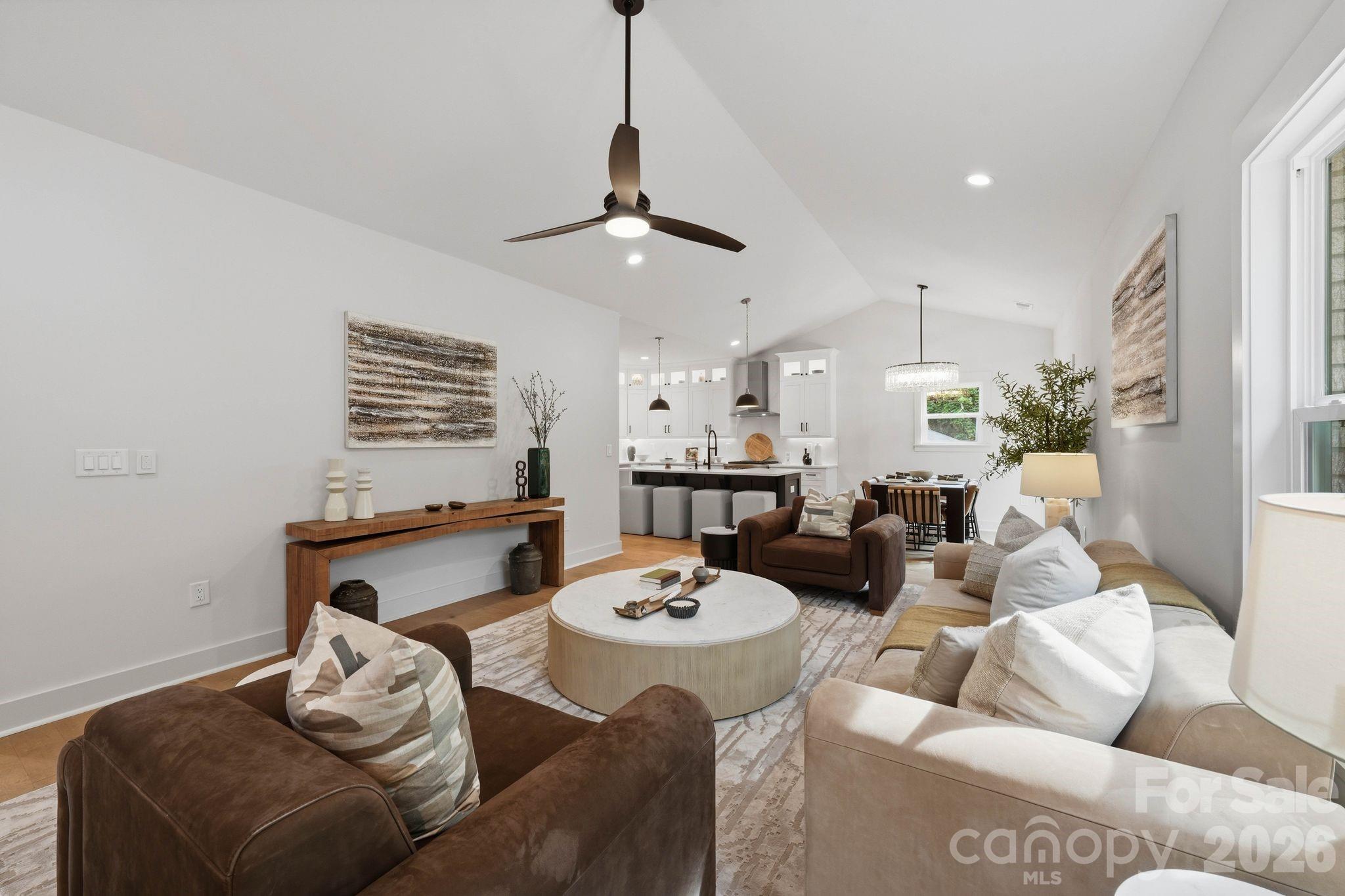 4704 Murrayhill Road Charlotte, NC 28209 - Photo 8 of 40 Gallery Image 8