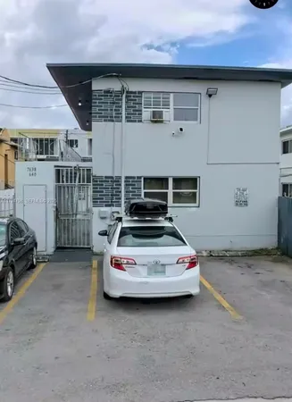 $1,595 | 7638 North Miami Avenue, Unit 5, Miami, FL 33150