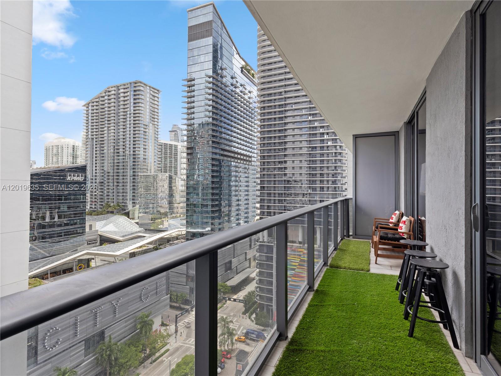 55 Southwest 9th Street, Unit 1810 Miami, FL 33130 - Photo 28 of 47