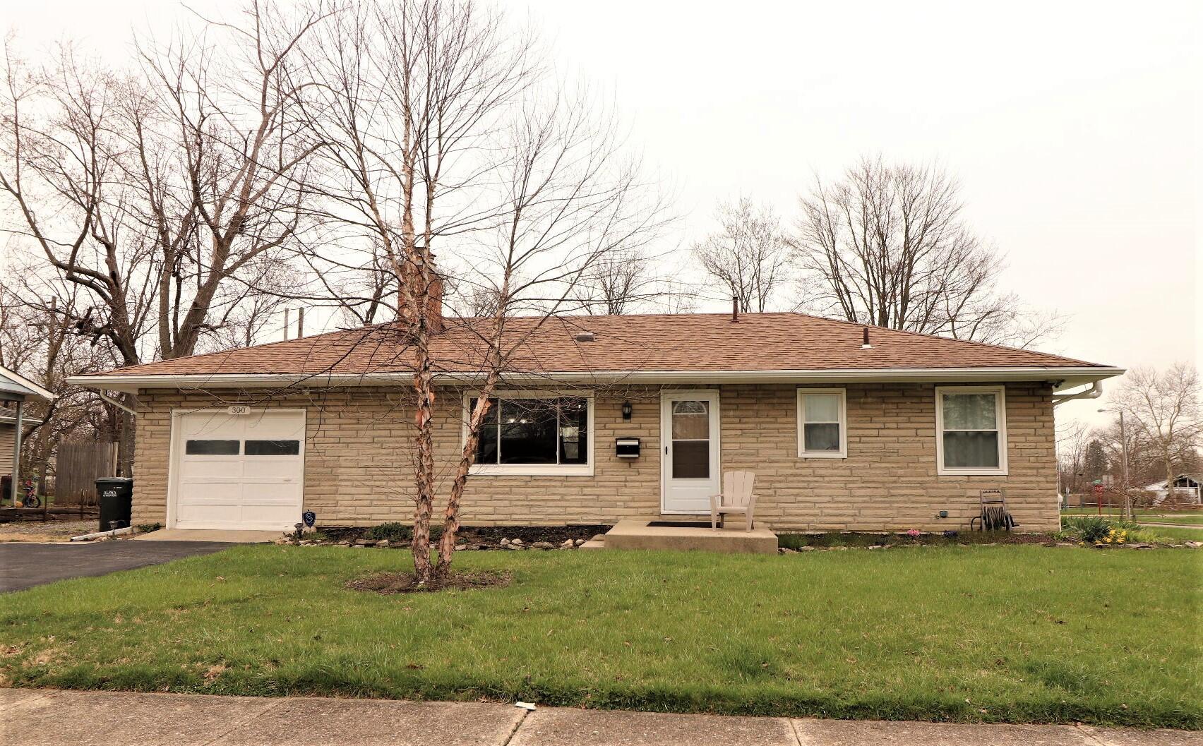 300 Danhurst Road Columbus, OH 43228 - Photo 1 of 39 300 Danhurst