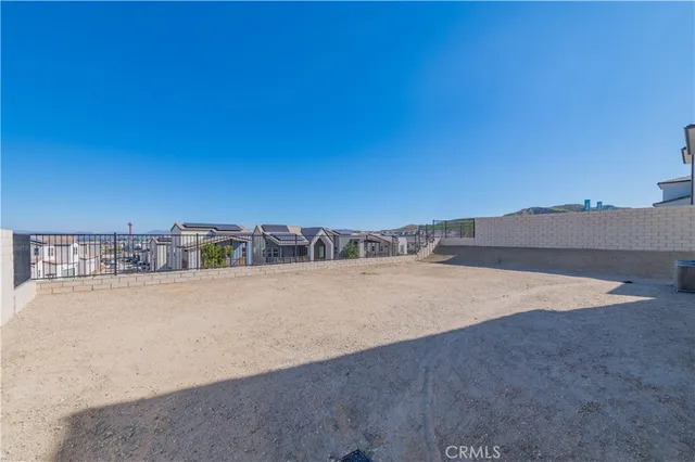 $6,750 | 27562 Juniper Lane, Valencia, CA 91381