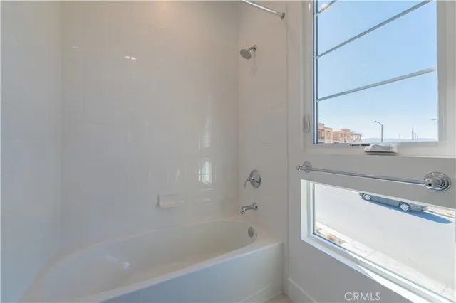 $6,750 | 27562 Juniper Lane, Valencia, CA 91381