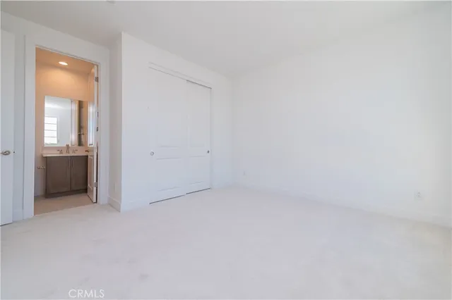 $6,750 | 27562 Juniper Lane, Valencia, CA 91381