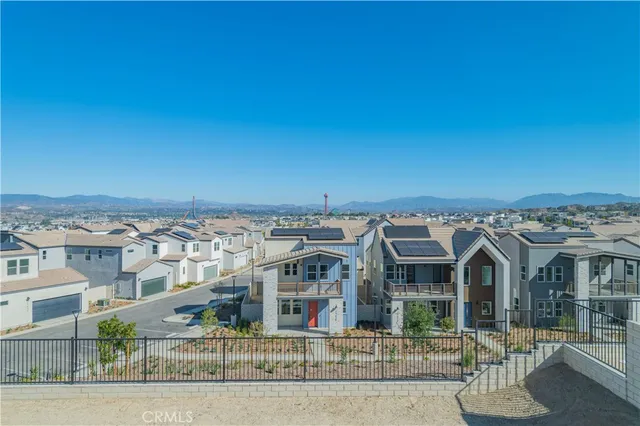 $6,750 | 27562 Juniper Lane, Valencia, CA 91381