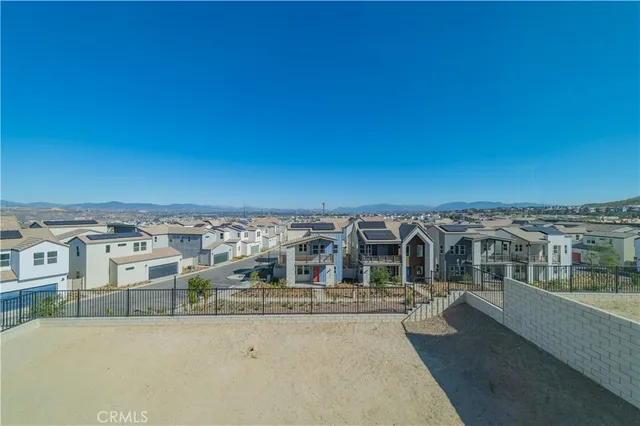 $6,750 | 27562 Juniper Lane, Valencia, CA 91381