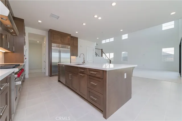 $6,750 | 27562 Juniper Lane, Valencia, CA 91381