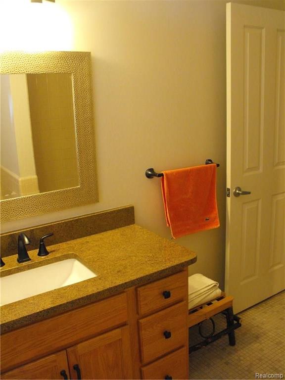 402 Baldwin Avenue Rochester, MI 48307 - Photo 23 of 40