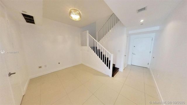 $500,000 | 1100 Biscayne Boulevard, Unit 4505, Miami, FL 33132