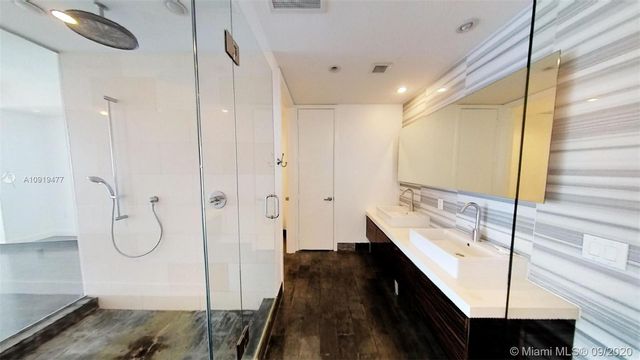 $500,000 | 1100 Biscayne Boulevard, Unit 4505, Miami, FL 33132