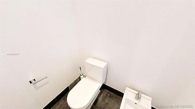 $500,000 | 1100 Biscayne Boulevard, Unit 4505, Miami, FL 33132