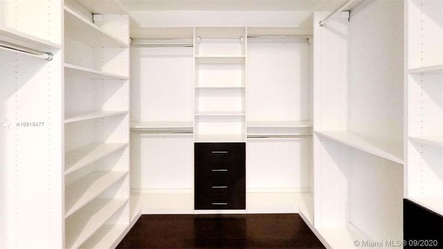 $500,000 | 1100 Biscayne Boulevard, Unit 4505, Miami, FL 33132