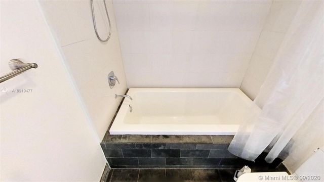 $500,000 | 1100 Biscayne Boulevard, Unit 4505, Miami, FL 33132