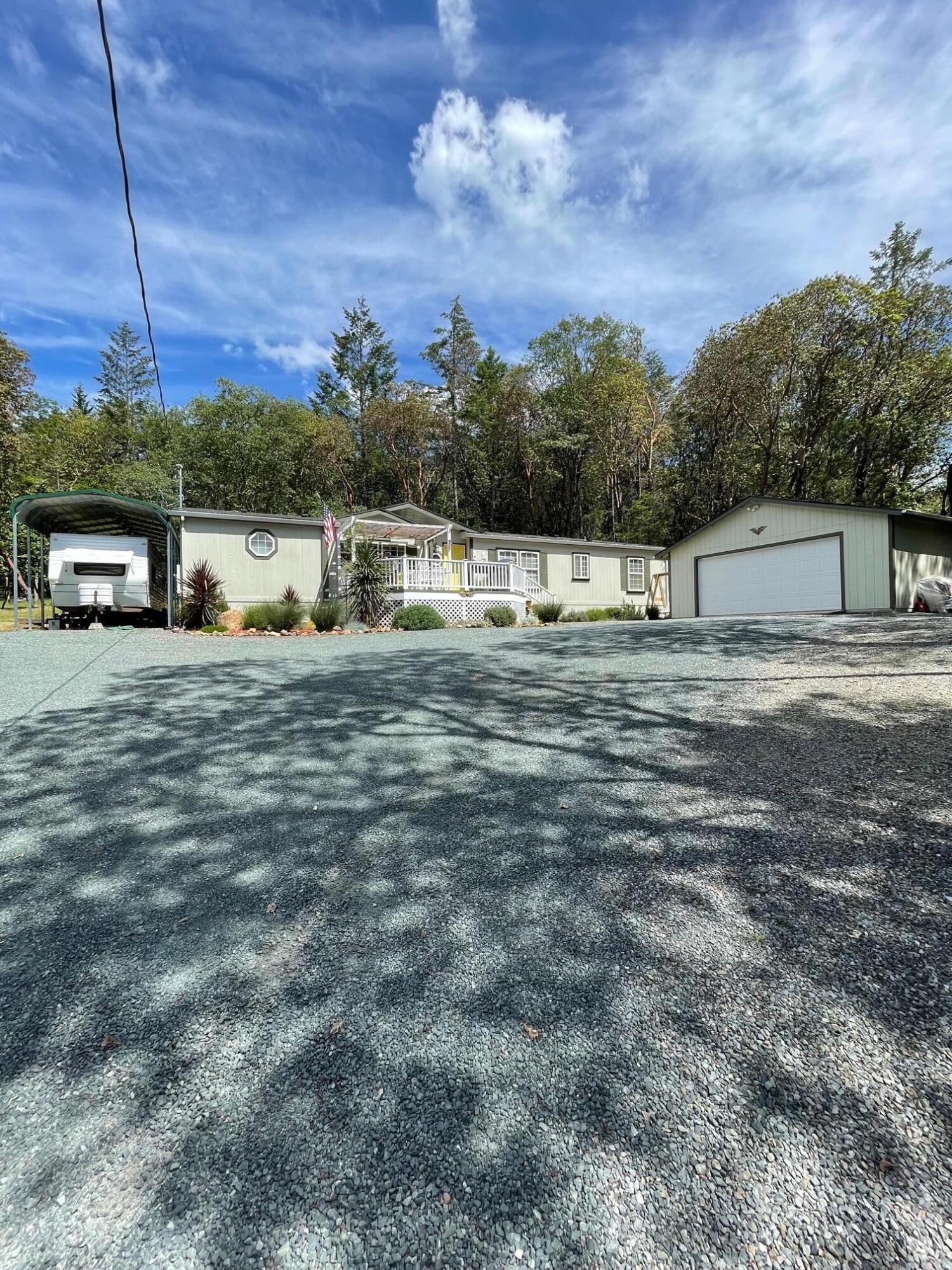 1349 Summit Loop Grants Pass, OR 97527 - Photo 1 of 28 IMG_3507