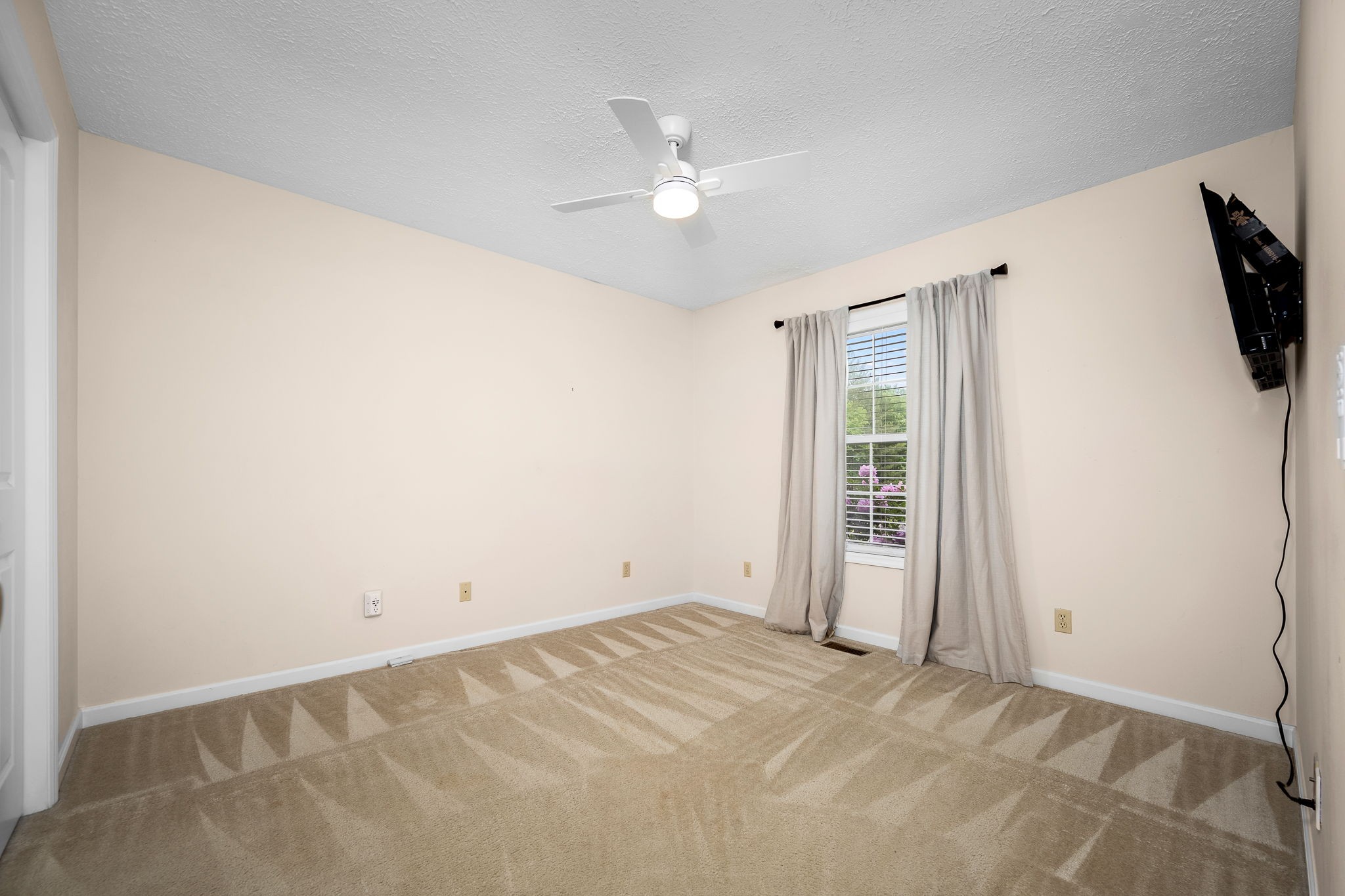 158 Courtnea Lane Manchester, TN 37355 - Photo 27 of 38
