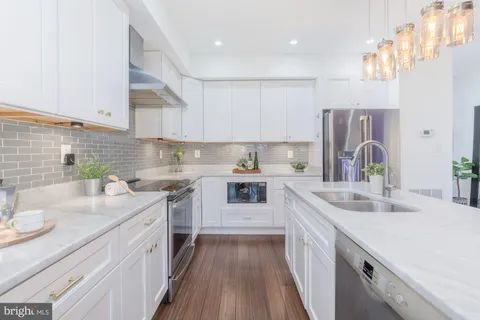 $775,000 | 3803 10th Street Northwest, Unit 1, Washington, DC 20011