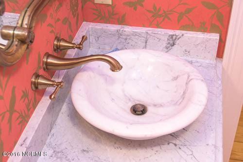 2711 East Fairway Road Morehead City, NC 28557 - Photo 28 of 52 1st Floor Bathroom