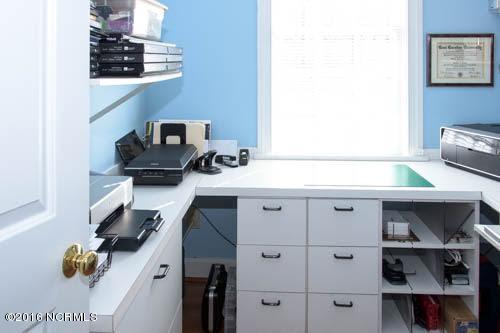 2711 East Fairway Road Morehead City, NC 28557 - Photo 39 of 52 Home Office