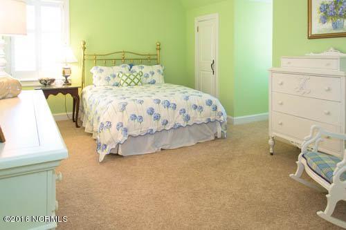 2711 East Fairway Road Morehead City, NC 28557 - Photo 41 of 52 2nd Floor Bedroom 3