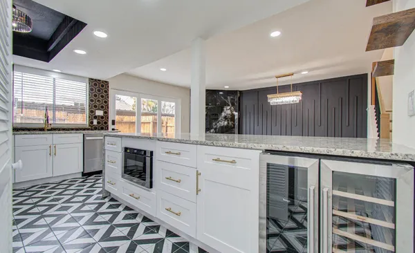 $2,400 | 14231 Misty Meadow Lane, Houston, TX 77079