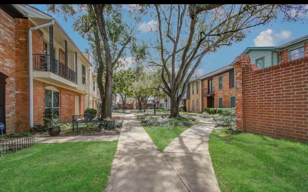 $2,400 | 14231 Misty Meadow Lane, Houston, TX 77079
