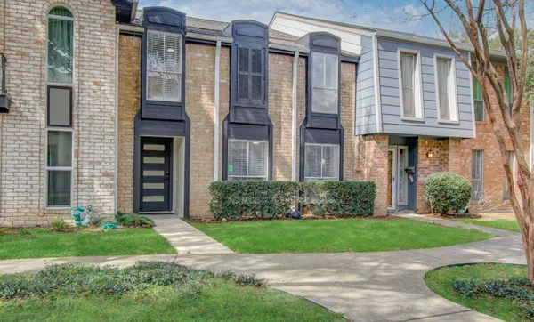 $2,400 | 14231 Misty Meadow Lane, Houston, TX 77079