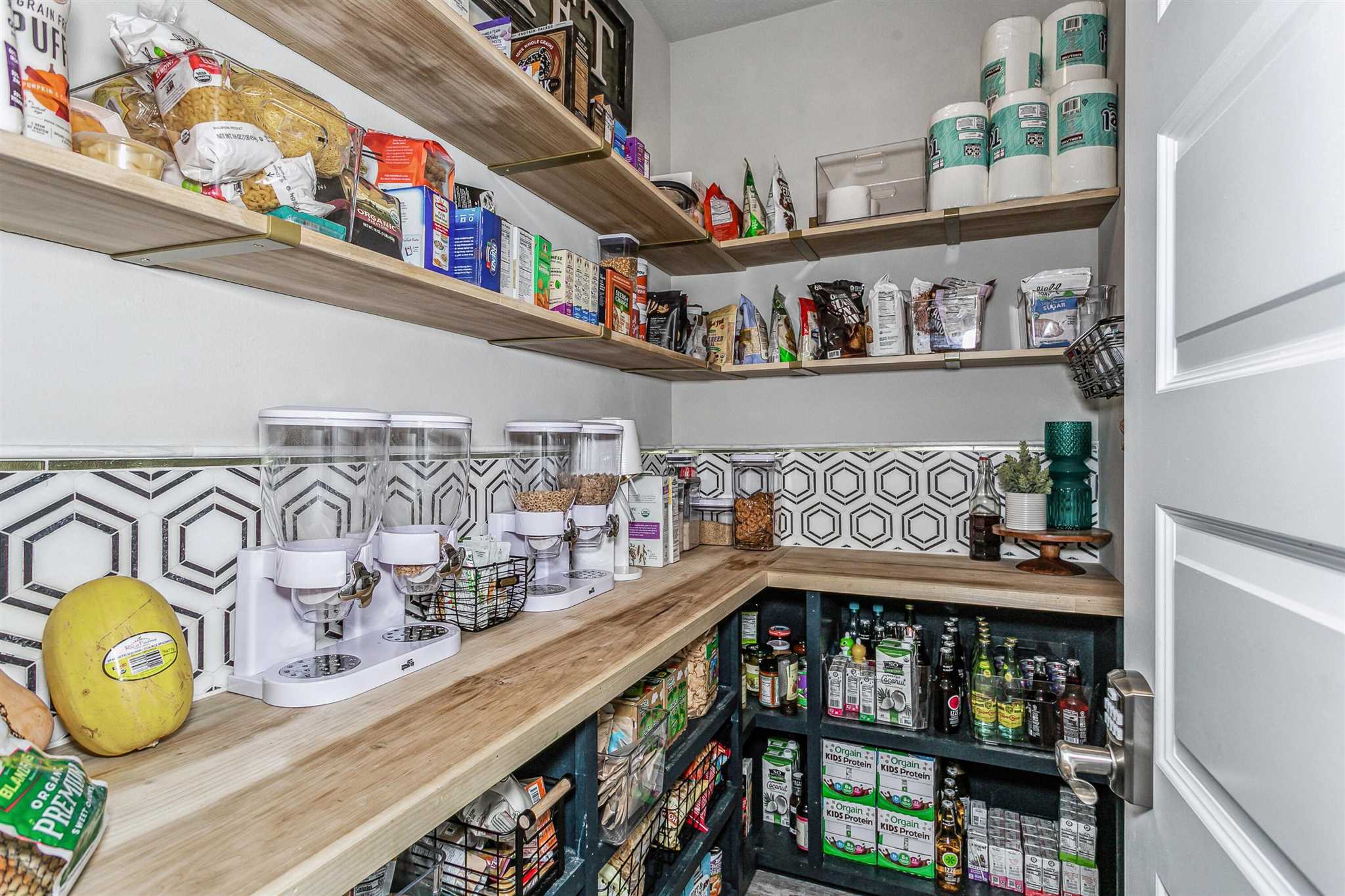 2792 Elkhorn Drive Pace, FL 32571 - Photo 21 of 50 a front view of a retail shop