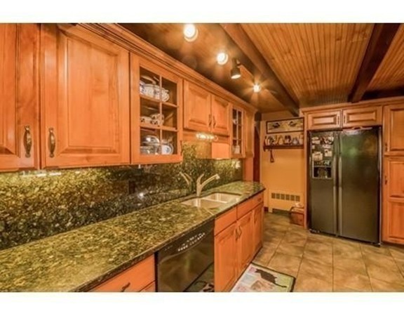 25 Mattapoisett Road Wareham, MA 02571 - Photo 7 of 15 Gallery Image 7